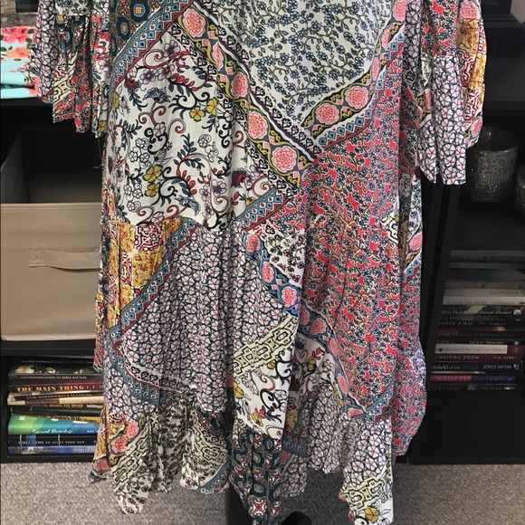 Multi Pattern Peasant Top - Picture 2 of 3